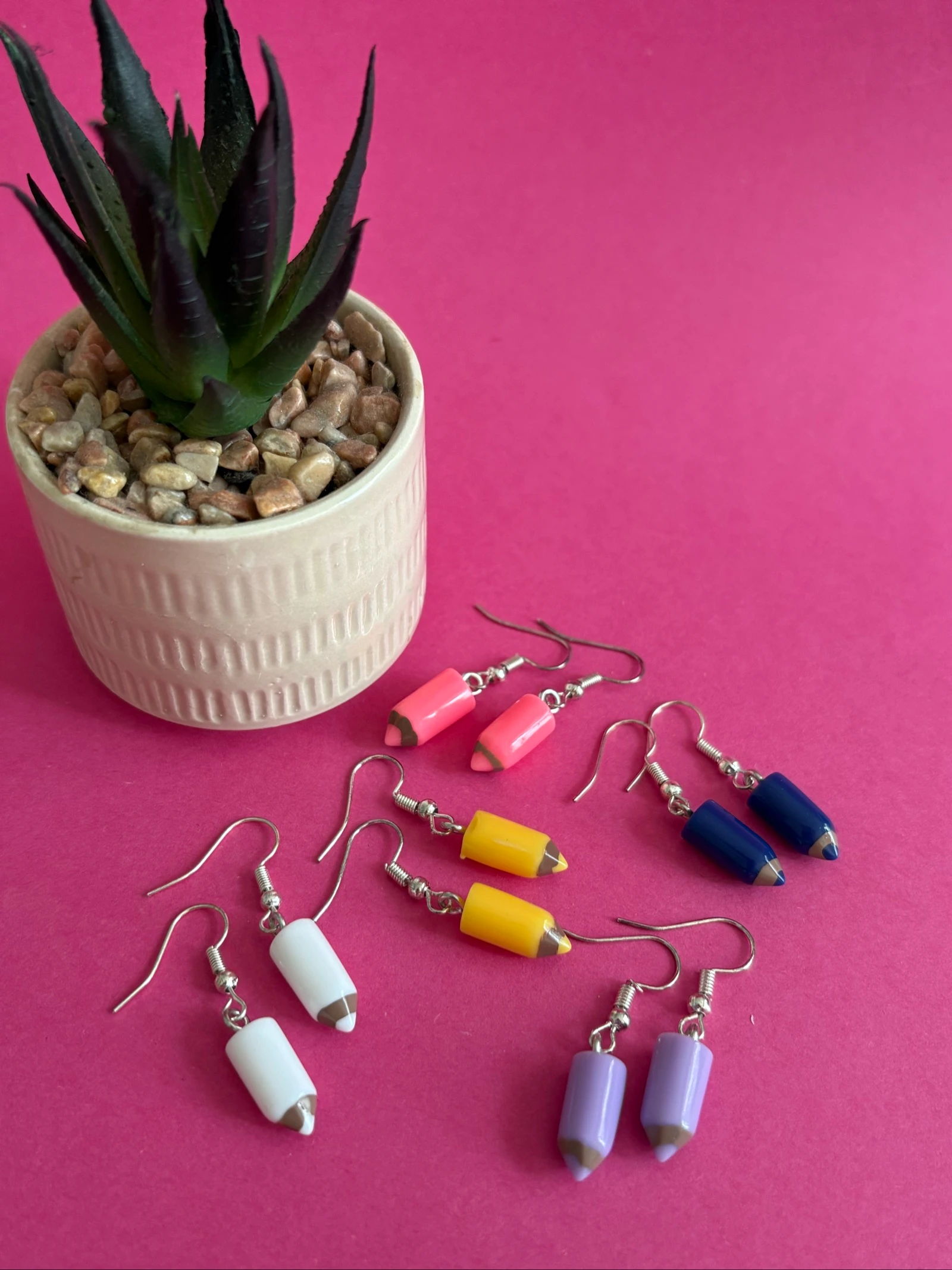 Lot de boucles d'oreilles pendantes - Crayon de couleur